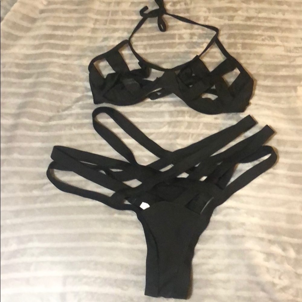 If you got it flaunt it Bikini!!